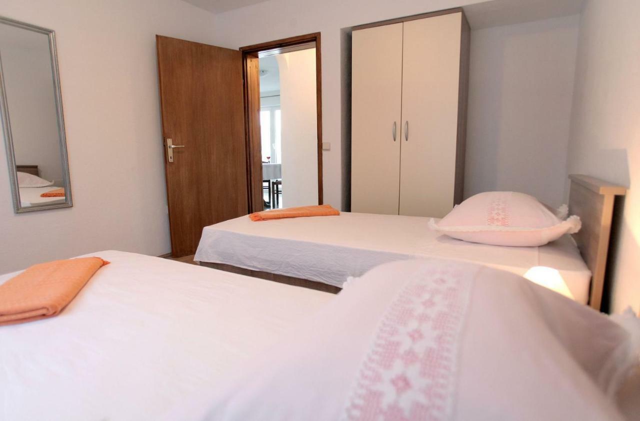 Apartments Maja - Sea View 特罗吉尔 外观 照片