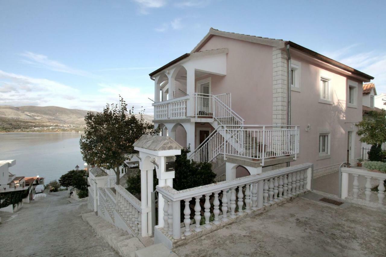 Apartments Maja - Sea View 特罗吉尔 外观 照片