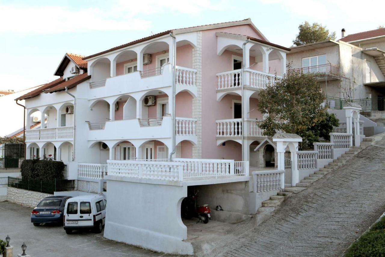 Apartments Maja - Sea View 特罗吉尔 外观 照片